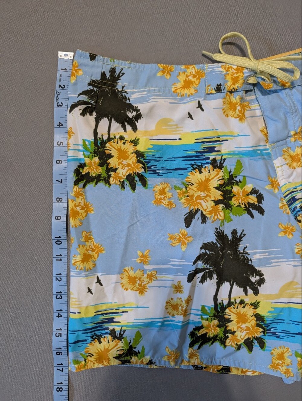 Panama Jack Blue Yellow Tropical Swim Shorts Boardshorts Velcro Tie Size Large L - Picture 6 of 8